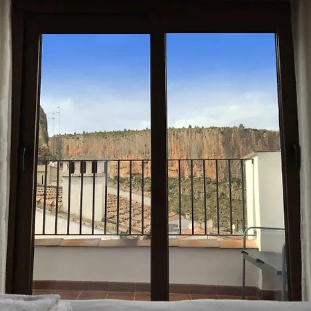 بيت للعطل Con Terraza En *